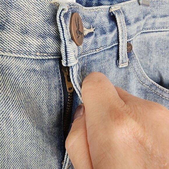 NWT One Teaspoon Awesome Baggies Ripped Distressed Relaxed Leg Jean Size 25 - Picture 7 of 12